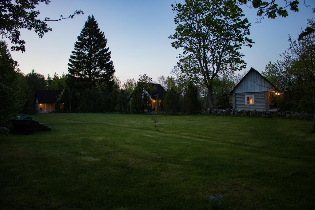 Kuusetuka Tourism Farm Villa Pahkla Bagian luar foto
